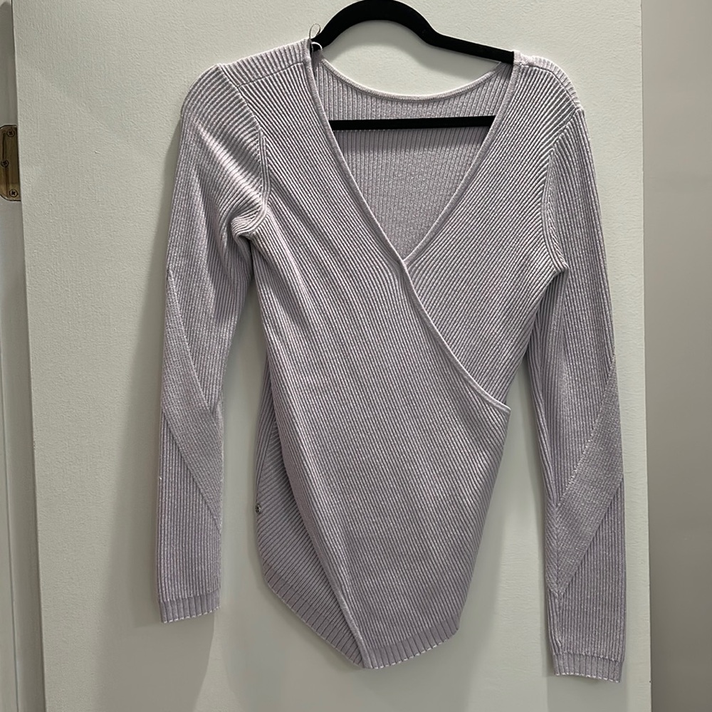 Lilac cross over lululemon sweater